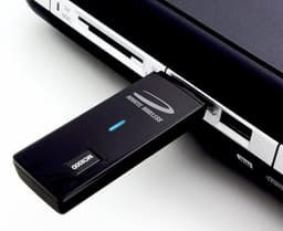 Novatel Wireless представила USB-модем Ovation MC930D с поддержкой HSDPA/HSUPA